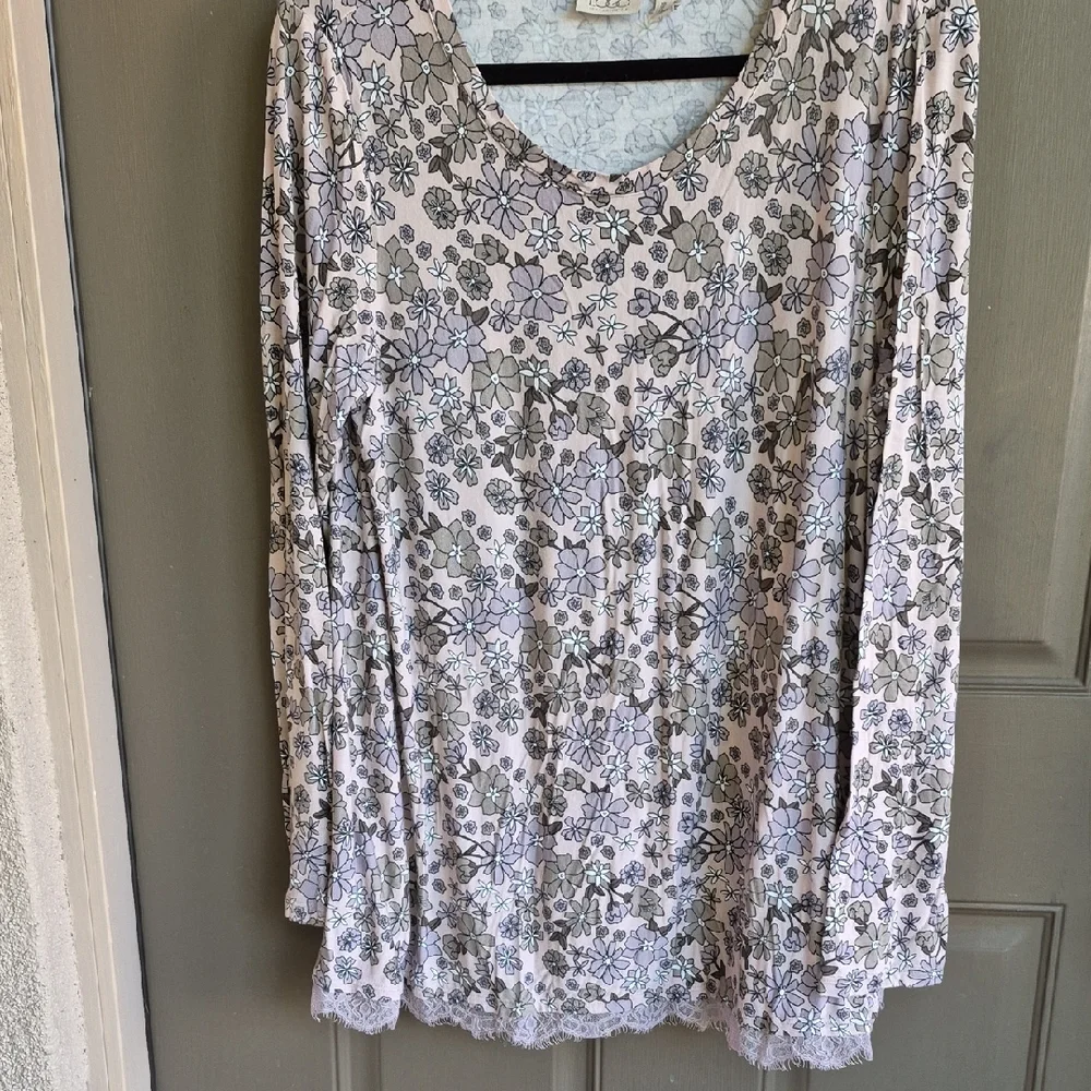 LOGO by Lori Goldstein Floral Lace Trim Blouse Pink and Gray - Picture 1 of 7